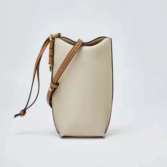 Trend Setter Crossbody Bag