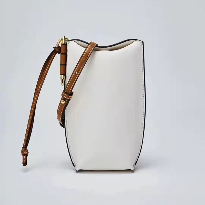 Trend Setter Crossbody Bag